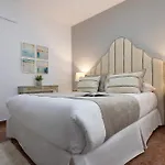 Genteel Avenida America Apartament *